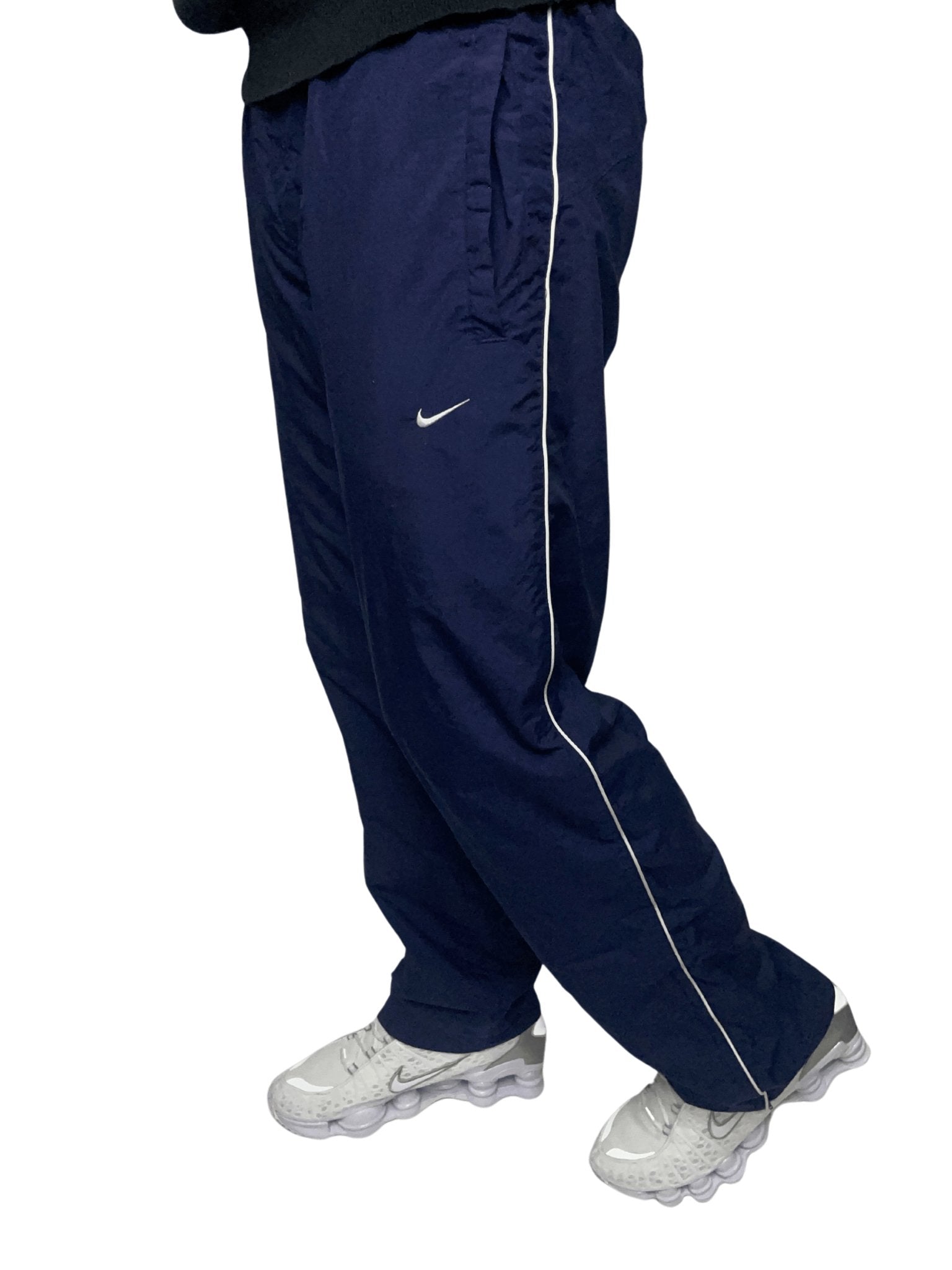 Nike Trackpants (M) - Classic Charms